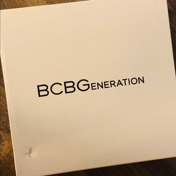 🆕 BCBG Jacqueline Microsuede Caged Heels size 8 - Picture 4 of 8